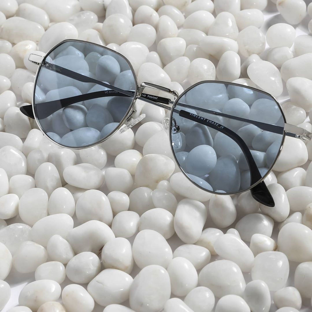 LENSKART. Stay Safe, Wear Safe - Blue tints to put together a cool look while it’s still hot! #Followus for more inspiration on cool eye styles. 

🔎138438

#Mission2020 #2020Vision #LenskartEyewear #L...