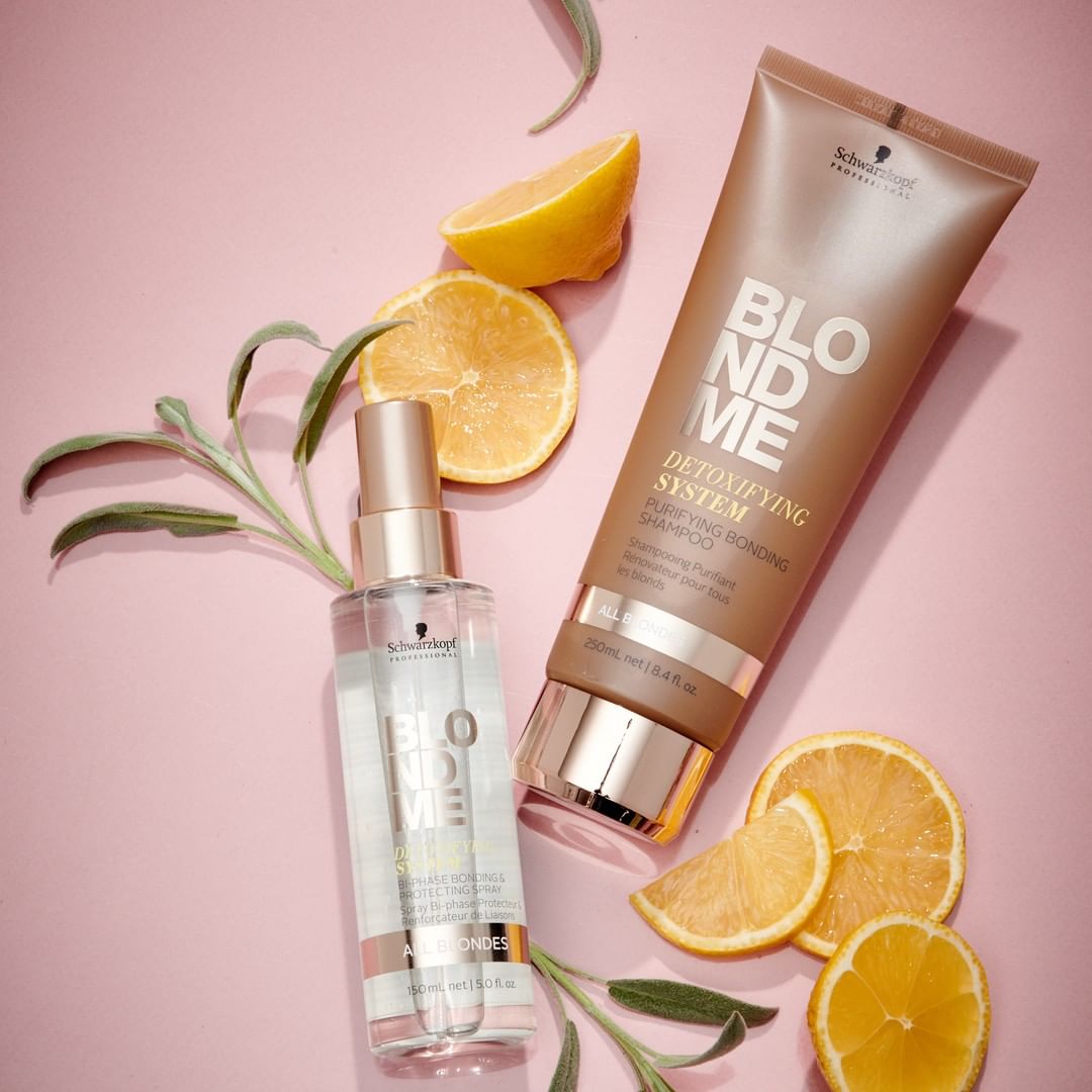 Schwarzkopf Professional - 📣 Calling all blondes! Keep your colour fresh and sparking (just like you 😘) with our 1st #blondehair recovery regime; #BLONDME Detoxifying System removes impurities and pro...