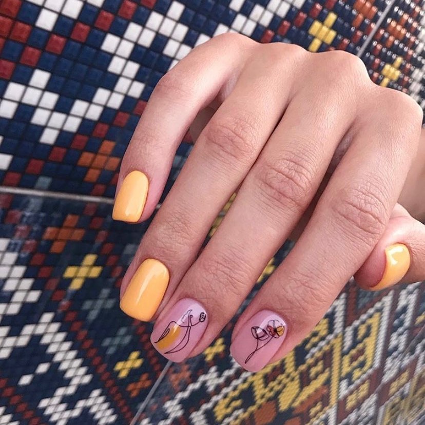 The Label Life - #TheLabelManicure: Chic line art with a side of solid nails? Sign us up please!

Picture courtesy: @ivannails.

#TheLabelLife #ManiMonday #MondayMani #ManicureMonday #MondayManicure #...