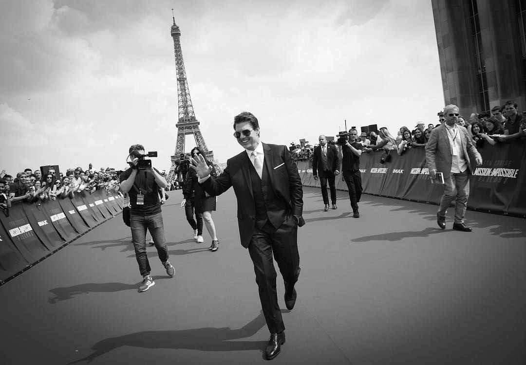 Tom Cruise - Thank you, Paris! What an amazing time at the World Premiere of #MissionImpossible Fallout.