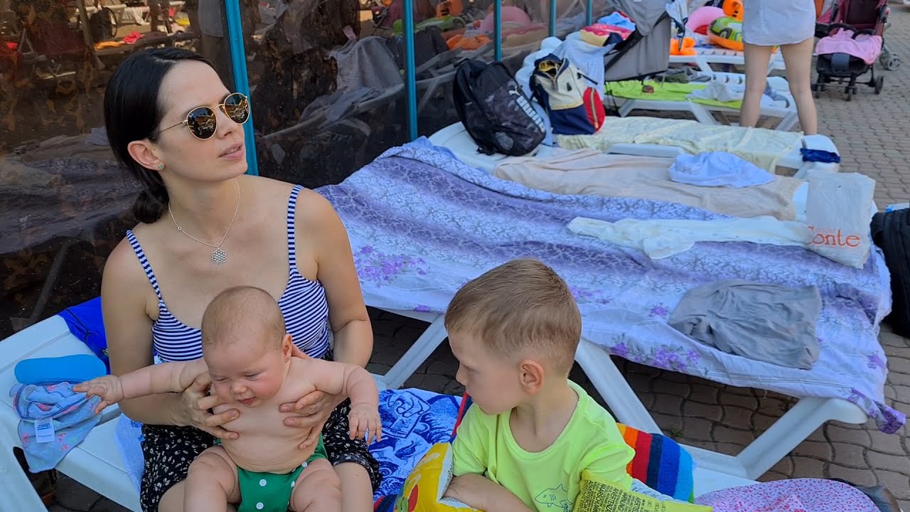 VLOG: В аквапарке с 4 детьми