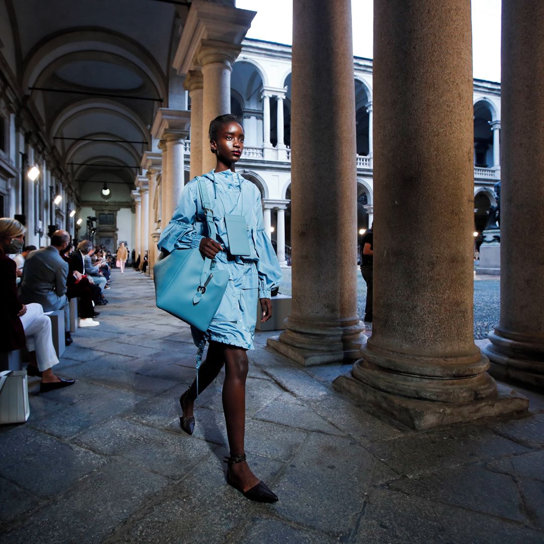 Max Mara - Like a 15th century portrait with a pop of fresh hues, the #MaxMaraSS21 show is an expression of rebirth from the past. Visit maxmara.com for more from the collection. #MFW