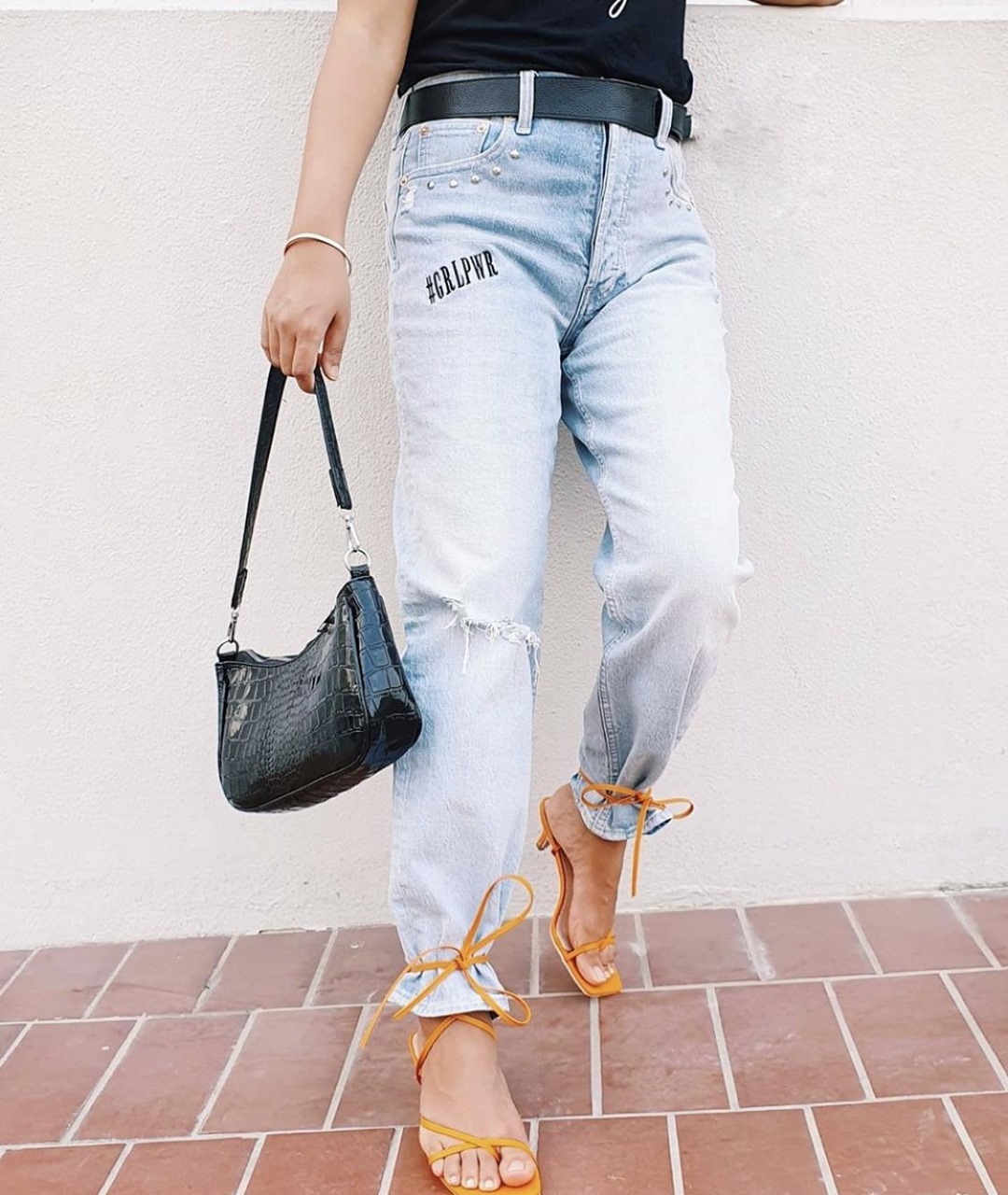 Gap Middle East - We love how @sushiandsandals customized her Gap jeans.⁣
⁣
Get yours customized exclusively in store at Gap, The Dubai Mall. Tag us in your unique styles.