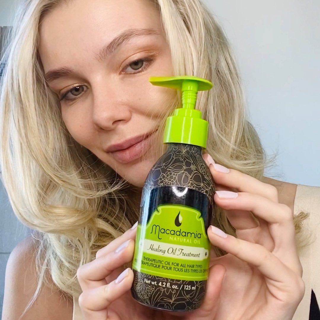 Macadamia Beauty - Magic potion! Who else can’t live without their Healing Oil Treatment?! #healthyhair #healingoiltreatment Anastasia’s secret of healthy hair
via  @itsbelotskaya