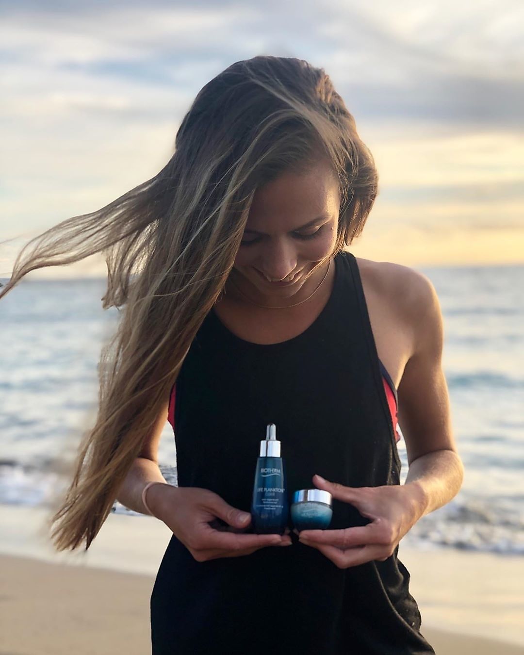 BIOTHERM - @odaulv living her best summer life ☀️

With a light routine containing Life Plankton™ Elixir and Life Plankton™ Eye, your skin will thank you this summer! 

#Biotherm #BiothermFamily #Life...