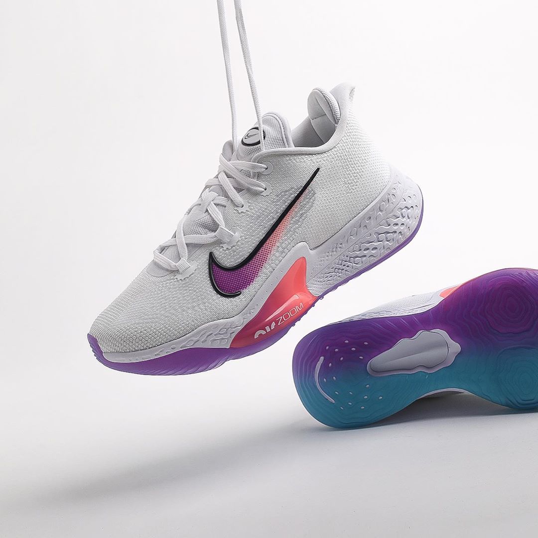 Магазин Streetball - Nike Air Zoom BB NXT — The Next Generation of Hoops.

Кроссовки нового поколения, в которых используются практически все лучшие современные технологии Найки. Стелька и мидсоль сде...
