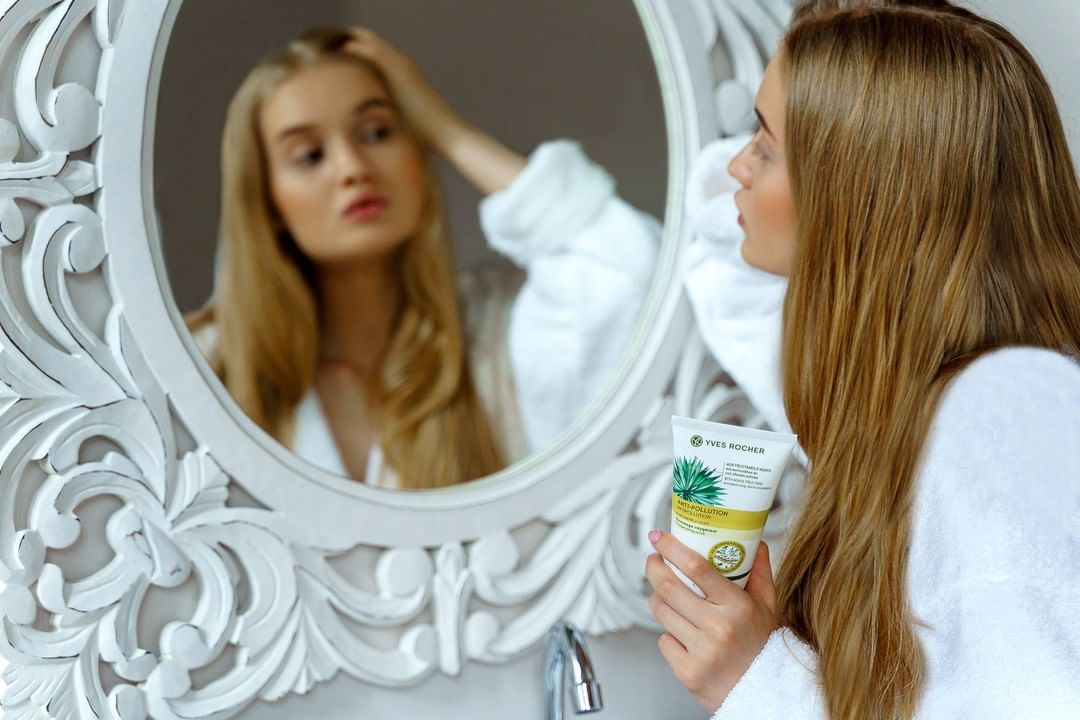 Ив Роше Россия - 💚ОЧИЩАЯ, ЗАЩИЩАЕМ! ЗАЩИЩАЯ, ОЧИЩАЕМ!
⠀
🌿Такого девиза придерживаются все любители нашей гаммы ухода для волос ОЧИЩЕНИЕ И ЗАЩИТА! Продукты гаммы эффективно очищают волосы от различных...
