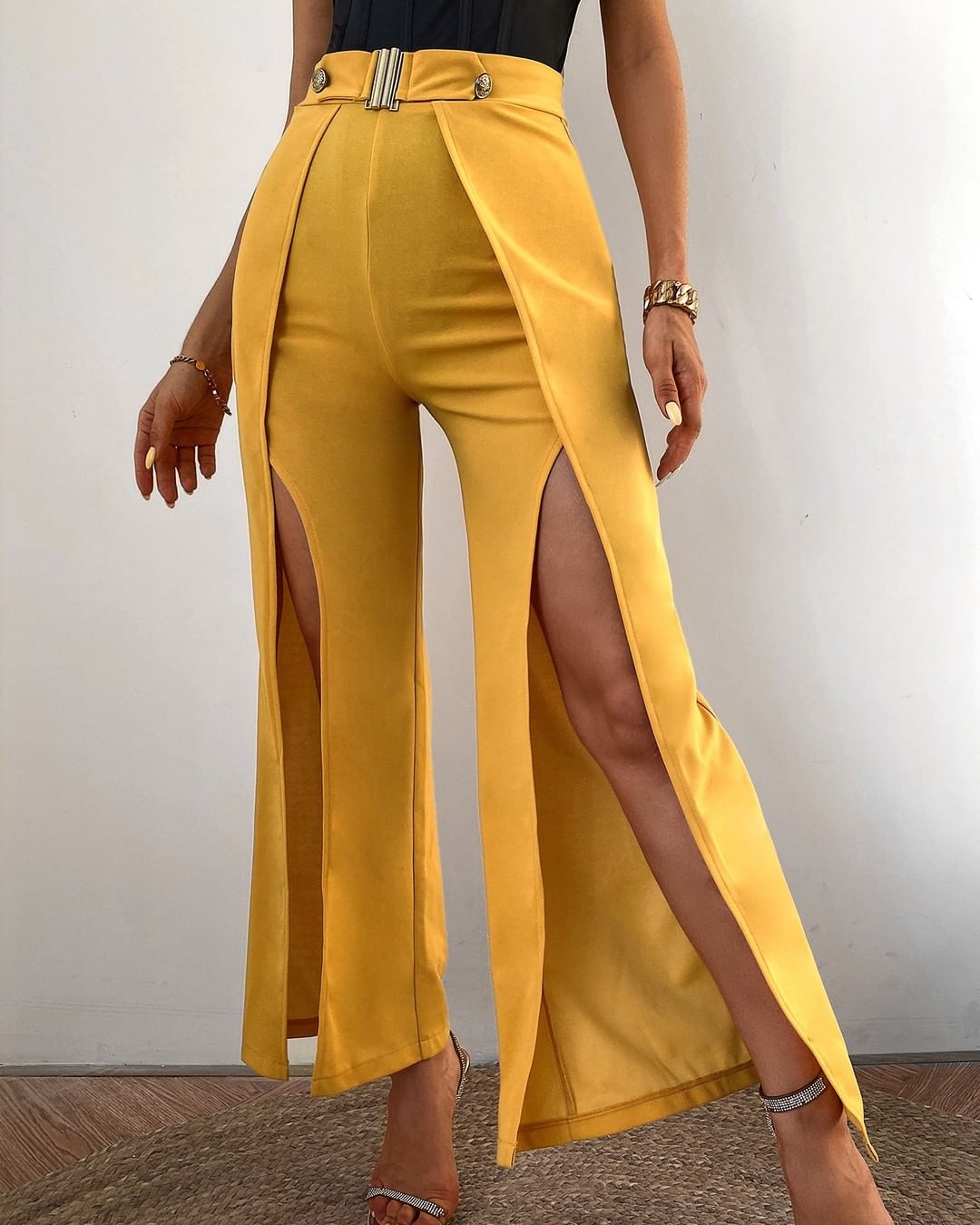 boutiquefeel_official - Solid High Waist Slit Leg Pants⁠
SHOP WEB：boutiquefeel.com⁠
SEARCH SKU：LZR1502⁠
 #fashion #style #instafashion