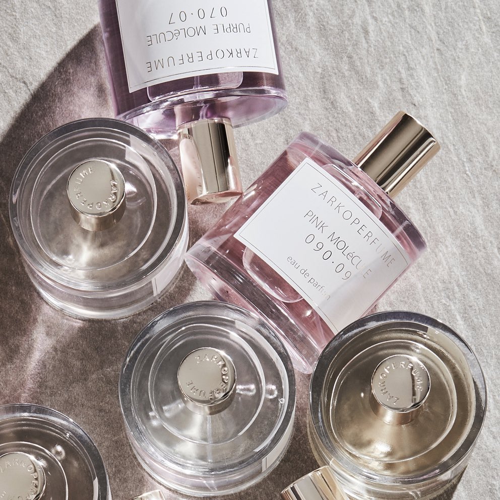 ZARKOPERFUME - what are your plans for the weekend? Do you match your fragrance with your plans? Cause we do and it’s a great justification to mix & match and use all your favorite perfumes in one wee...