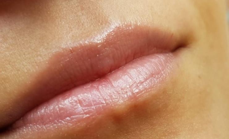 Отзыв. YSL Volupte Tint-In-Balm в оттенке №2 Tease Me Pink7 6b3ad7_lbox.jpg