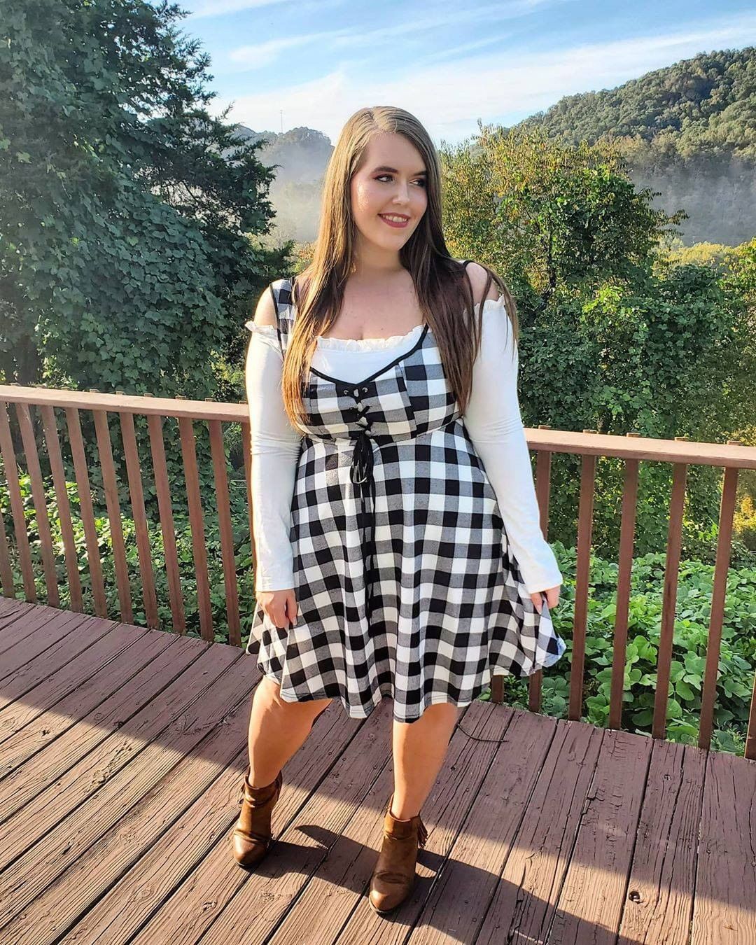 Dresslily - 🖤"I'm always happy when I can bust out allll the plaid again"
Thanks @hollylindsey_ for this cute review!
🖤Shop in our bio link! 
👉Search: "470863405"
🖤CODE: IG2020 [Get 22% off]
#Dresslil...