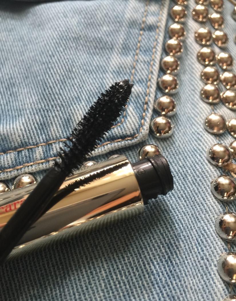 Отзыв. Тушь на каждый день от Clarins Wonder Perfect Mascara 01Делает ресницы объемными, длинными и подкрученными3 Тушь на каждый день от Clarins Wonder Perfect Mascara 01Делает ресницы объемными, длинными и подкрученными