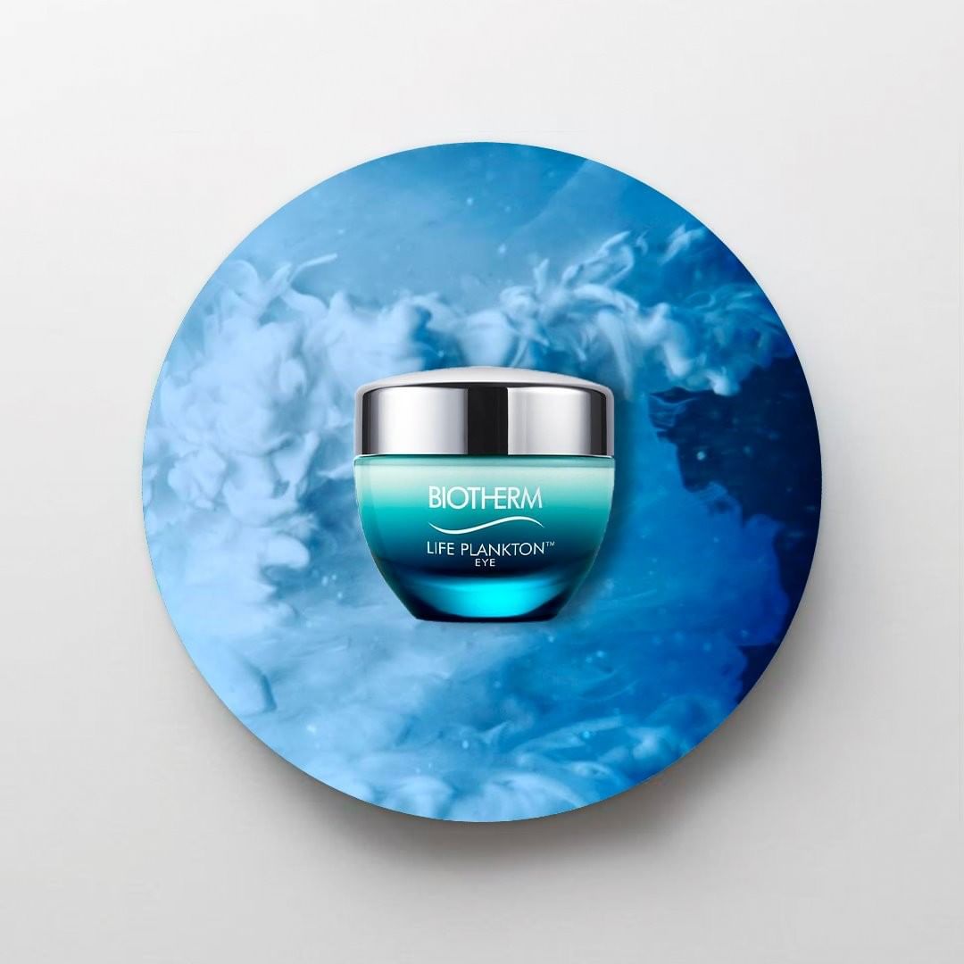 BIOTHERM - Did you know that Life Plankton™ Eye is the first eye cream to heal skin thinning on the eye contours, where skin is 4 times thinner, and continues to get thinner with external aggressions?...
