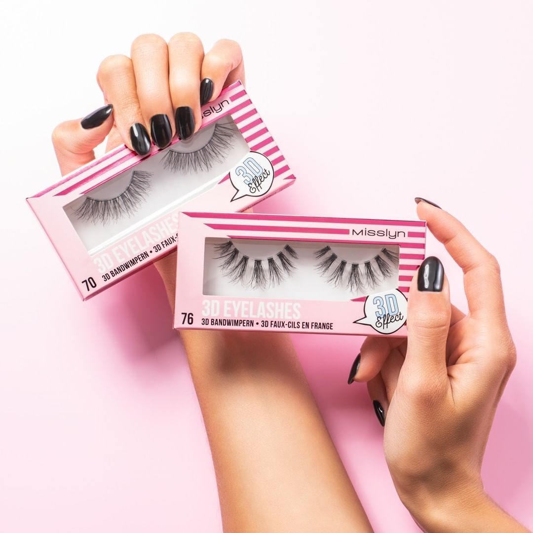 MISSLYN - All eyes on you! Our 3D Eyelashes give you an irresistible, voluminous look that draws everyone's attention. 😍⠀⠀⠀⠀⠀⠀⠀⠀⠀
⠀⠀⠀⠀⠀⠀⠀⠀⠀
#misslyn #misslyncosmetics #popupyourmakeup #eyelashes #lash...
