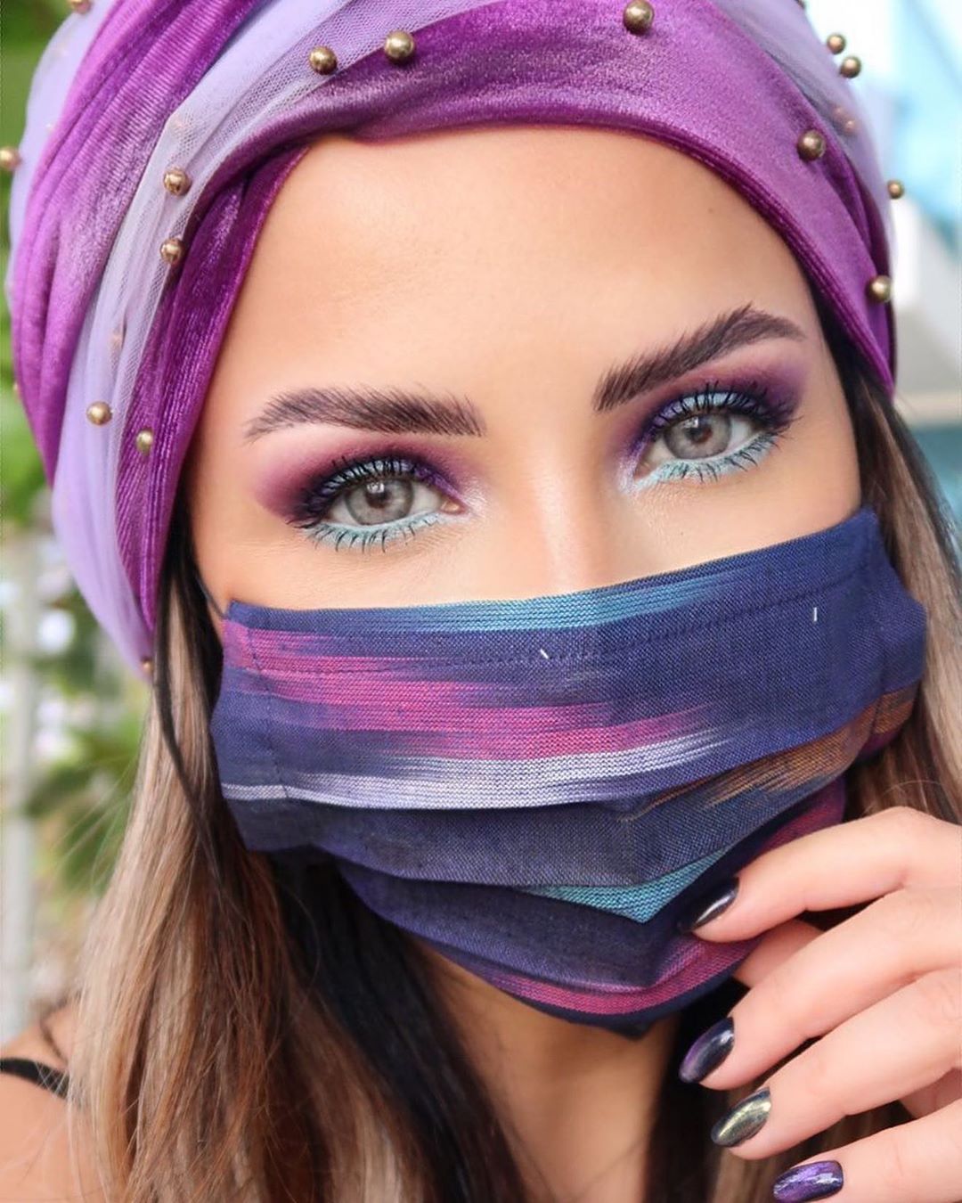 Urban Decay Cosmetics - This look is NEXT-LEVEL! Our NAKED Ultraviolet Eyeshadow Palette pops on UD Global Artist @izabelafcruz_mua , with shades from soft, versatile violets to bold, blacklight purpl...