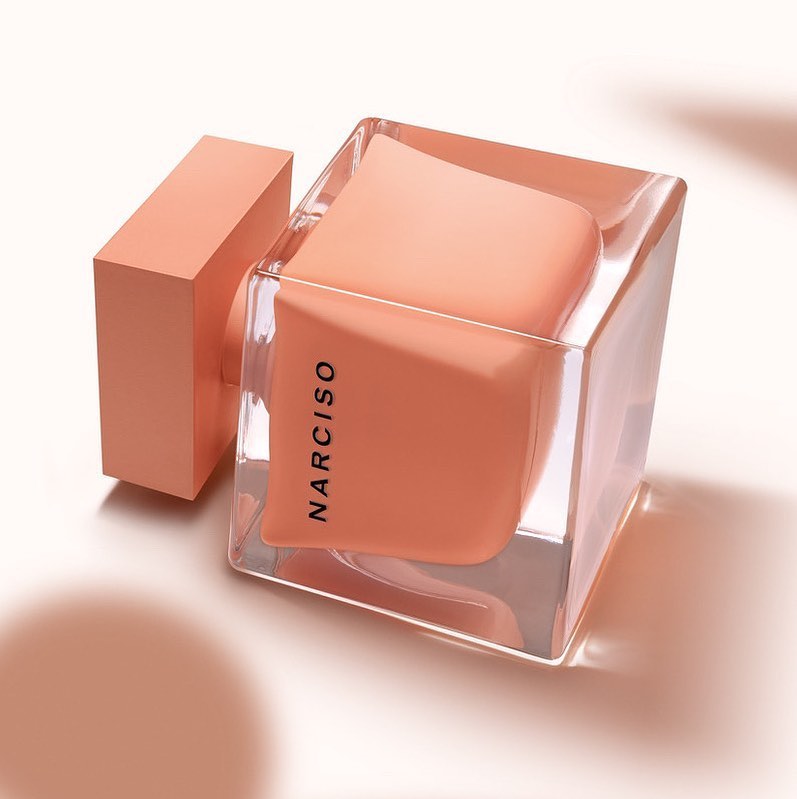 narciso rodriguez - NARCISO eau de parfum ambrée: a transcendent blend of seduction, intimacy, and musc.
#NARCISO #myambree #narcisoambree #narcisorodriguezparfums #parfum #fragrance