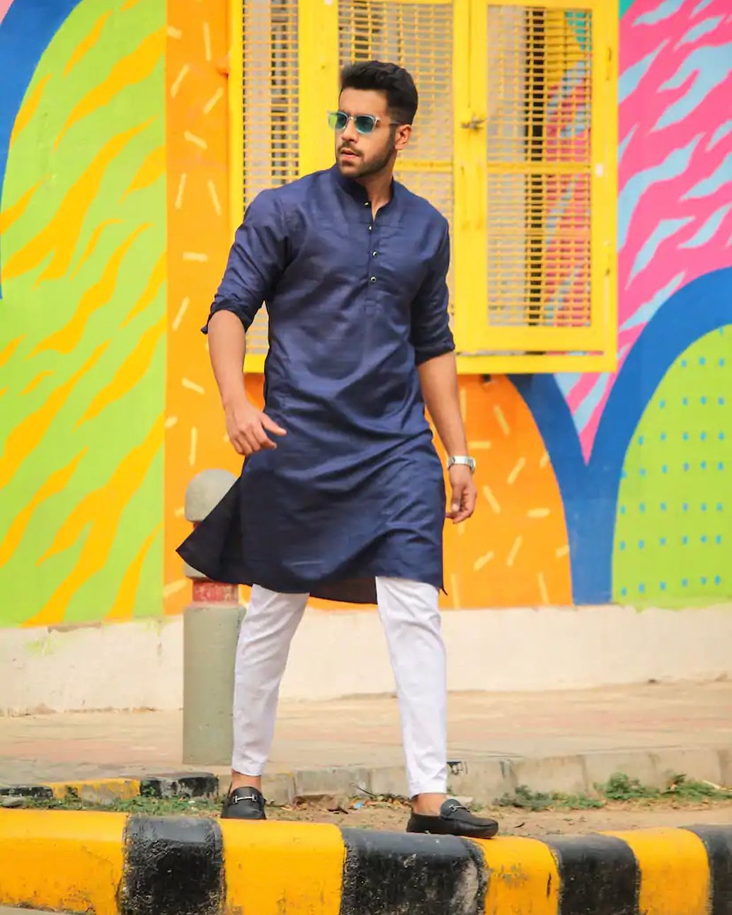 MYNTRA - Easy-breezy kurta’s that are perfect for both day and night!
📸 @theflyingimpulse 
Look up similiar product code: 11562732 / 11005926
For more on-point looks, styling hacks and fashion advice,...