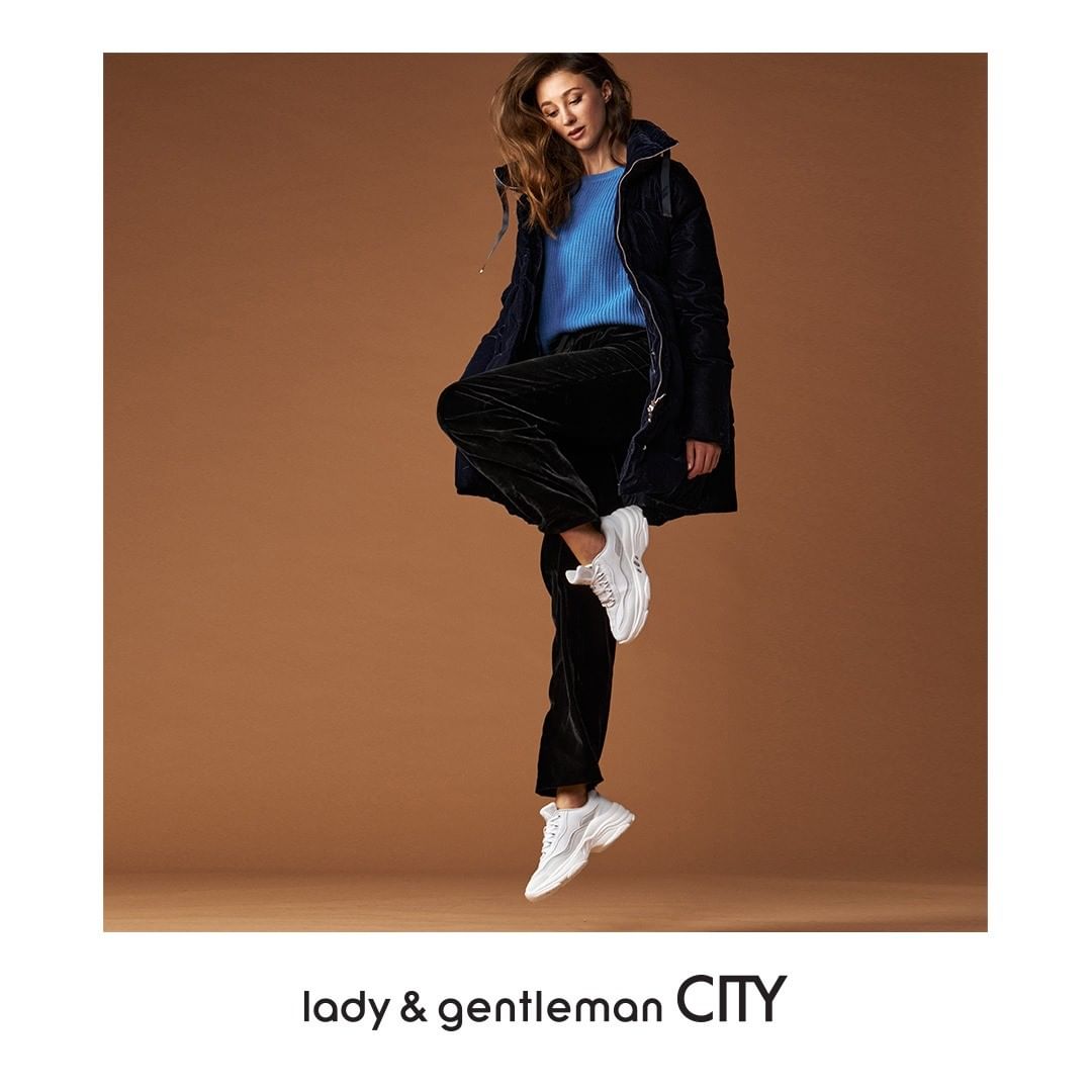 lady & gentleman CITY - ВЕЧНАЯ КЛАССИКА #lgcity 

Пуховик Korpo Two - 20 750р. (Код 342568)
Свитер Korpo Two - 6 950р. (Код 362767)
Брюки Korpo - 17 550р. (Код 370337)

#интернетмагазин #бесплатнаядос...