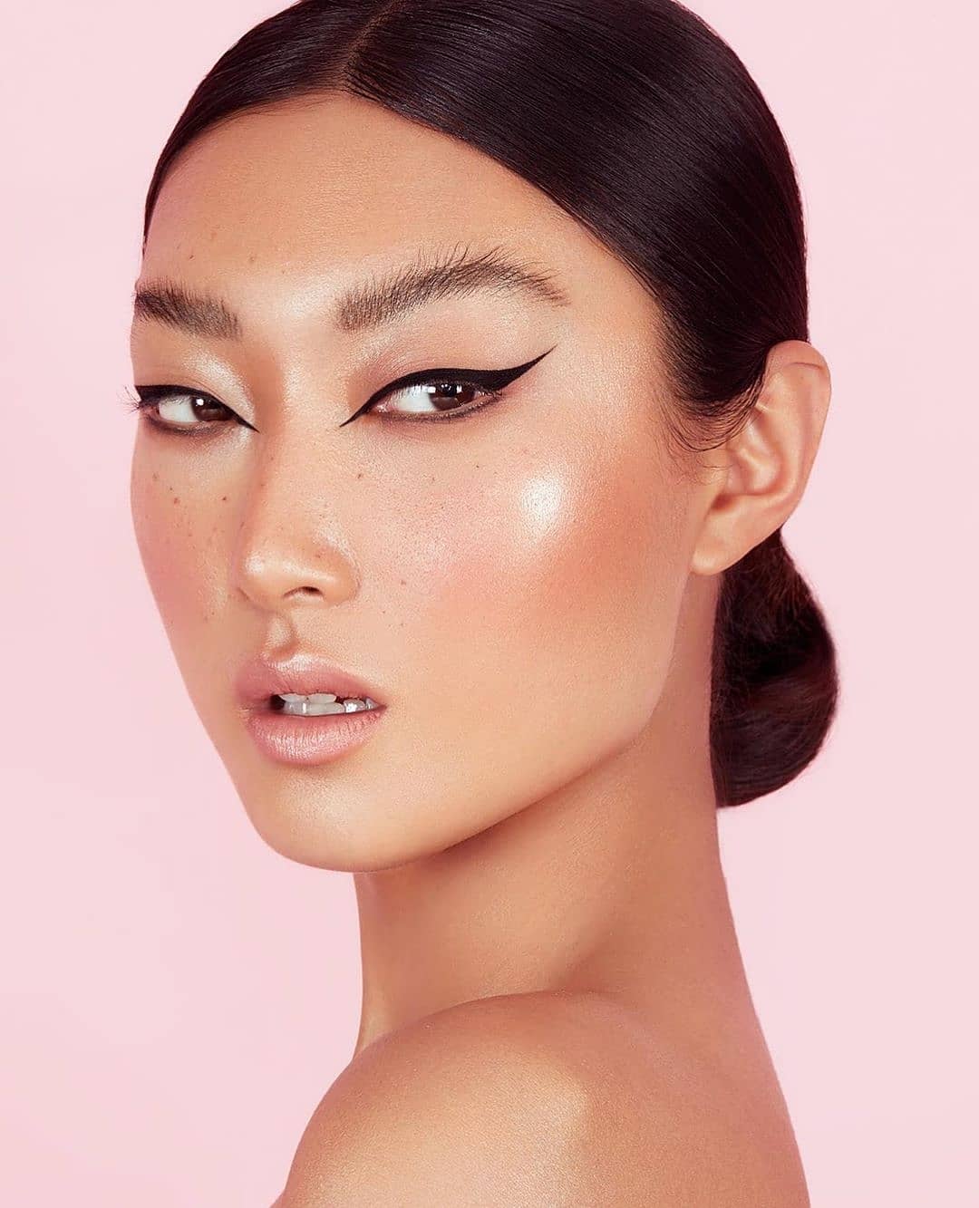 Ciaté London - Fresh Dew  👋 💫 inject a radiant flush of colour into your base, with our lightweight #DewyBlush gel-tint formula which melts into the skin for a healthy glow 💗 shade featured: Papaya ⚡...