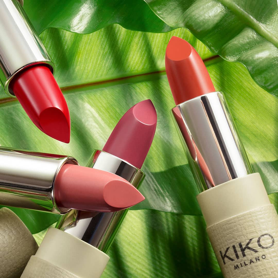 Kiko Milano Russia - Разнообразие оттенков новой матовой помады NEW GREEN ME MATTE LIPSTICK 🌿
⠀
Сверхмягкая текстура, обогащенная природными маслами, плавно скользит по губам, создавая бархатистое пок...