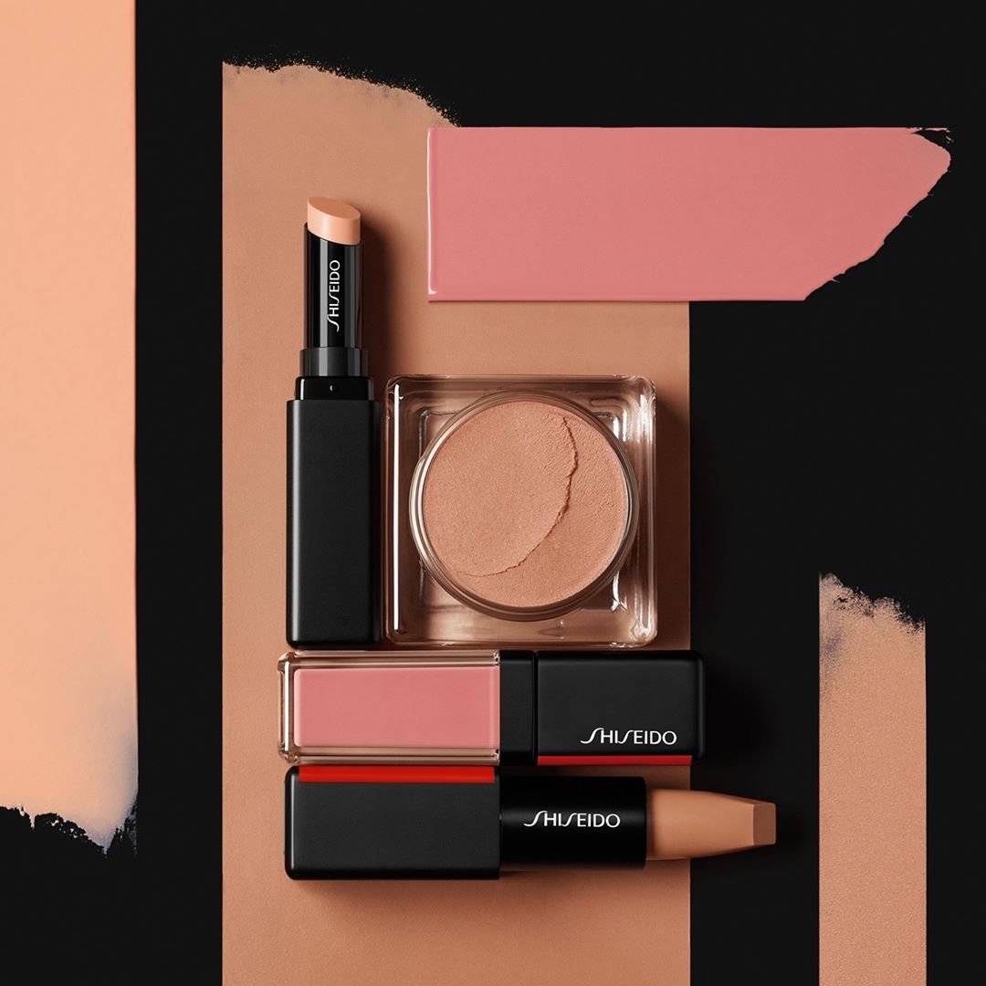 SHISEIDO - Experiment with nudes that know how to make a scene. Bring out your best self with bold neutrals like ColorGel Lip Balm in Gingko, Minimalist WhippedPowder Blush in Eiko, LacquerInk Lip Shi...