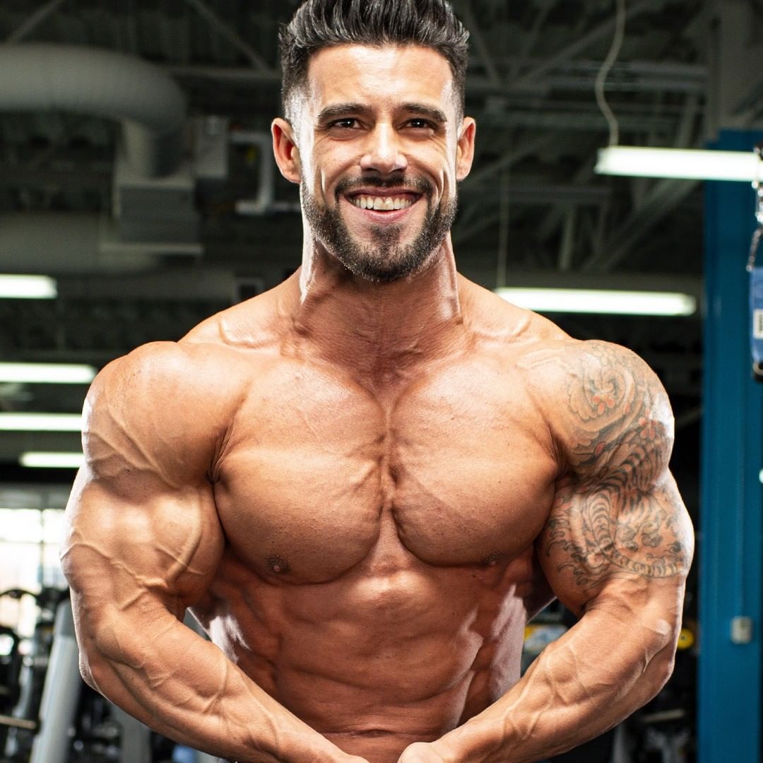 Bodybuilding.com - Who's Looking To Build Some Bigger Pecs? What's Your Go-To Chest Exercise That's Not Bench Press?

Athlete: @ifbb_santi 

#bodybuildingcom #bodyfit #BBcom #bbcombodyfit #santiaragon...