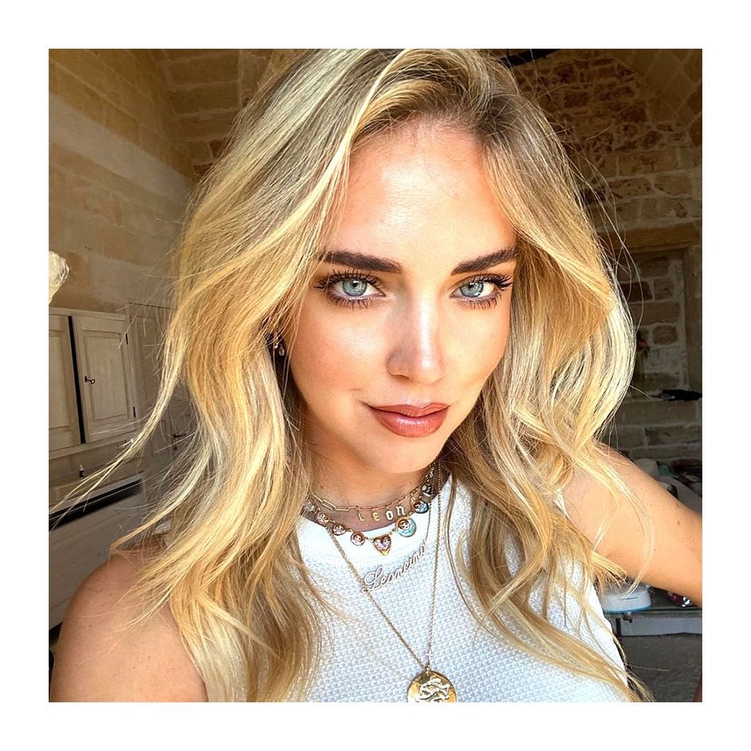 Lancôme Official - Don’t wait any longer to get denser, thicker, stronger lashes like @Chiaraferragni. Line the base of the eyelids with your Lash Revitalizing Serum™ applicator and let the results sp...