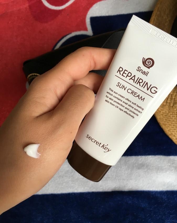 Защита от солнца летом с Secret Key Snail Repairing Sun Cream Spf50+Pa+++