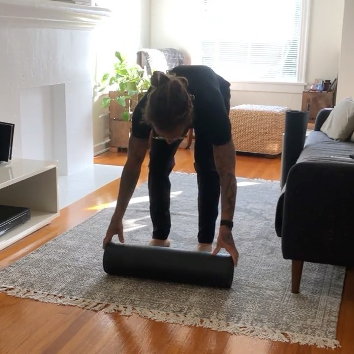 Onnit - @neenwilliams Foam Roll, Stretch, and Mobility Routine⁠
•••
Always make sure to take care of yourself, prime your body for movement and mobility before you engage in physical activity, this ma...