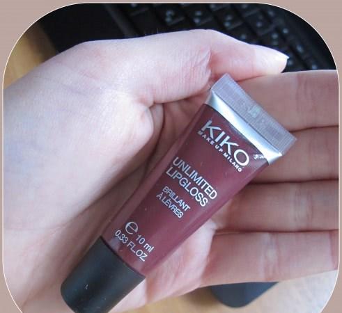 Вишня на губах с Kiko unlimited lipgloss 20