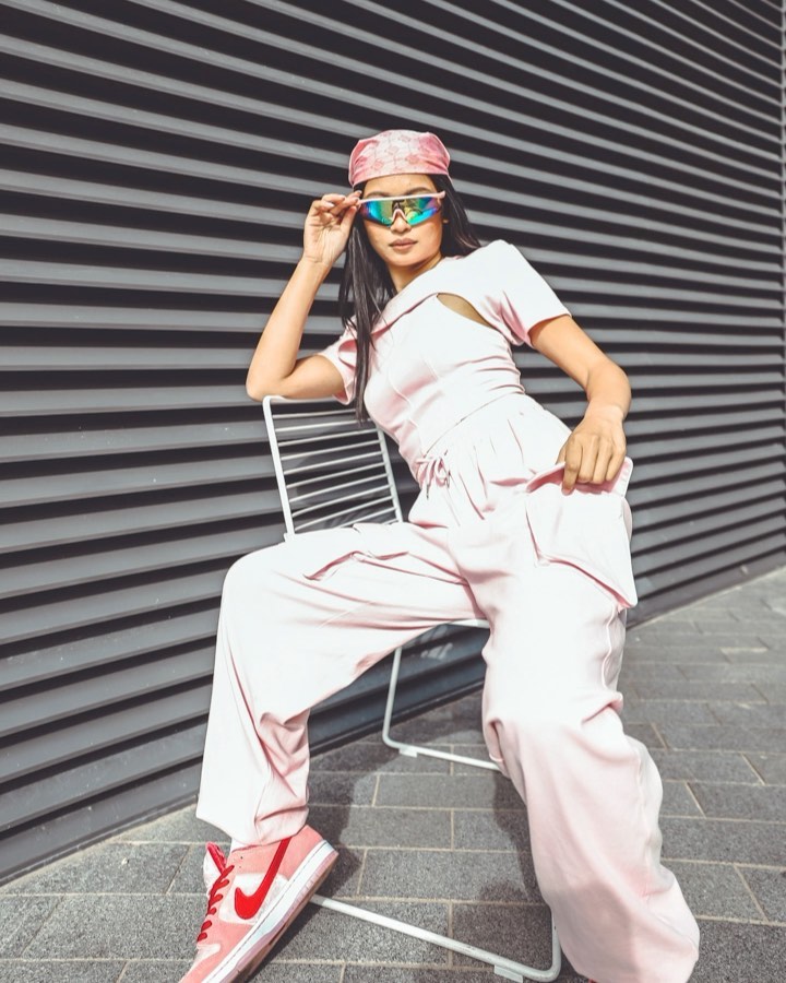 boohoo - A whole vibe 😜
Shop @sashatesoro’s look 🔎  FZZ49279, FZZ49281