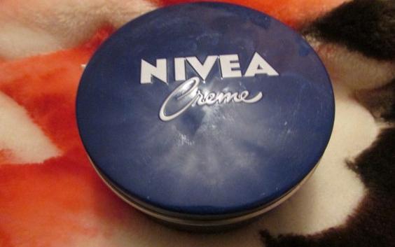 Универсальный увлажняющий крем NIVEA Creme фото