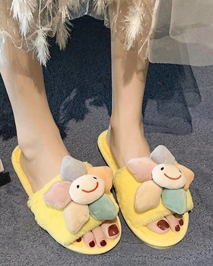 Newchic - Plush Sunflowers #Newchic
ID SKUG10612 (Tap bio link, listed in order)
Coupon: IG20 (20% off)
✨www.newchic.com✨
 #NewchicFashion #slipper #slippers #sunflower #plush