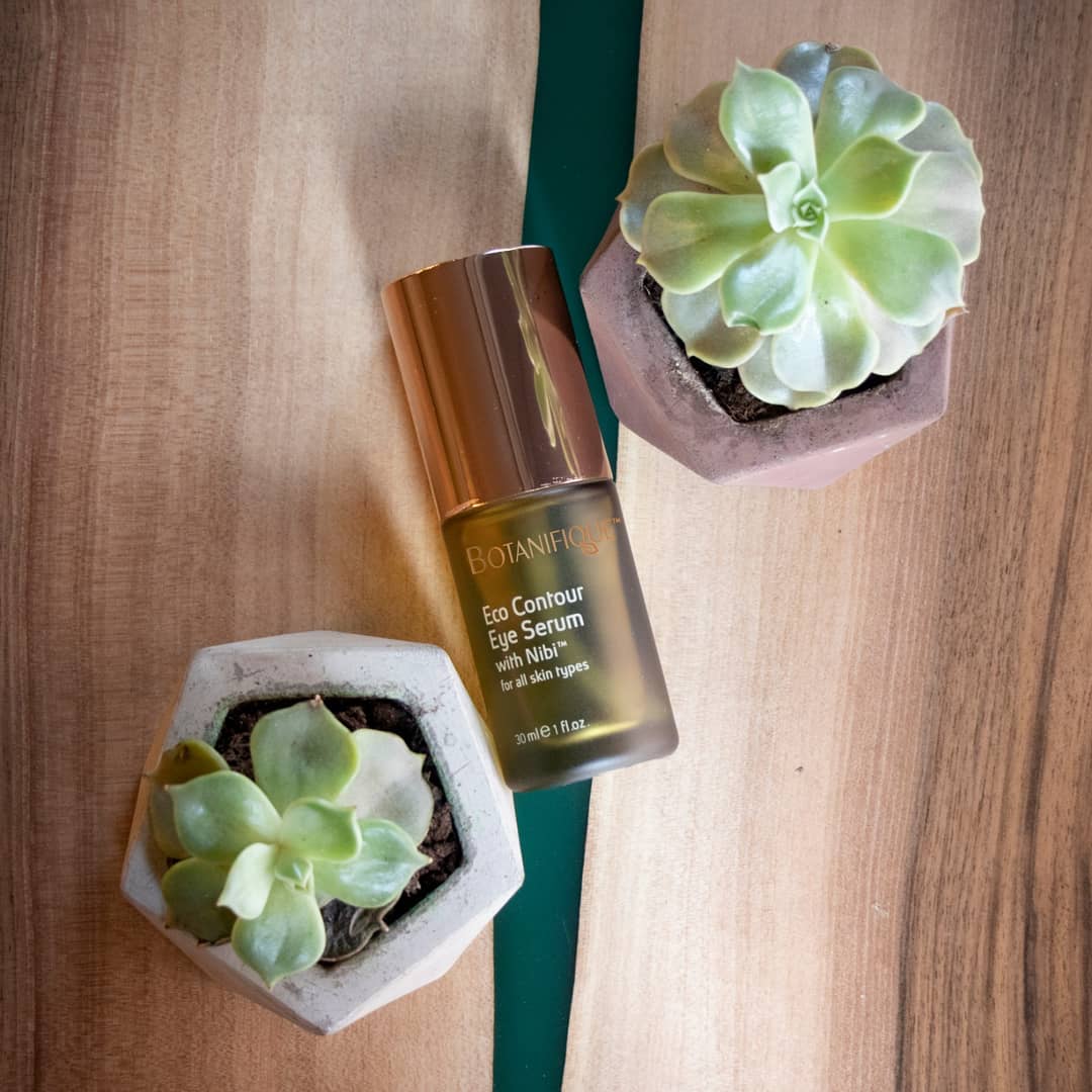 Botanifique - Eco Contour Eye Serum🍃🌱
@botanifique.cafe
@botanifique #botanifique #skincare #naturalskincare #beauty #pretty #eyecream #eyeserum #eyecare #naturalcosmetics #nibi #antiaging #hydration...