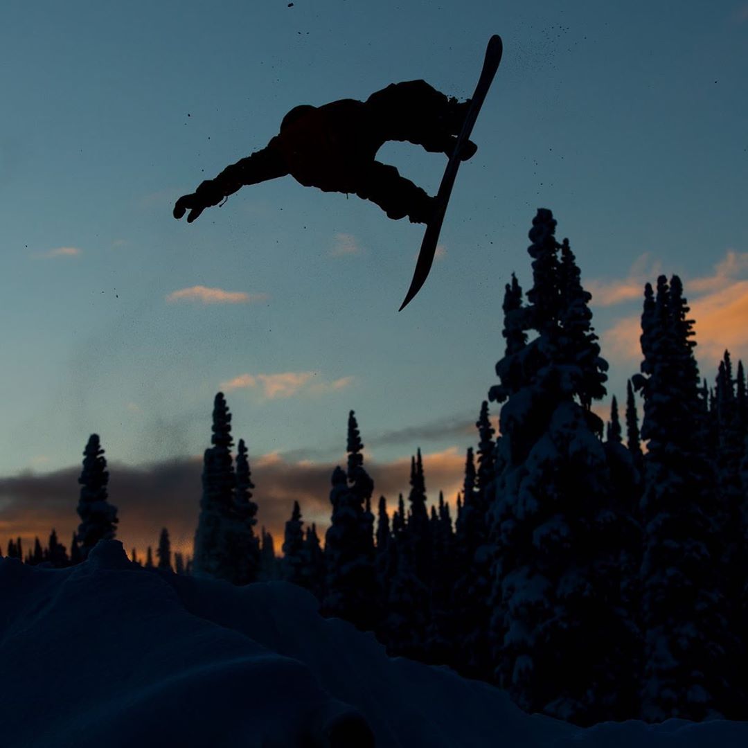 Quiksilver - Silhouetted memories. @austensweetin, kissing the sky at Baldface.