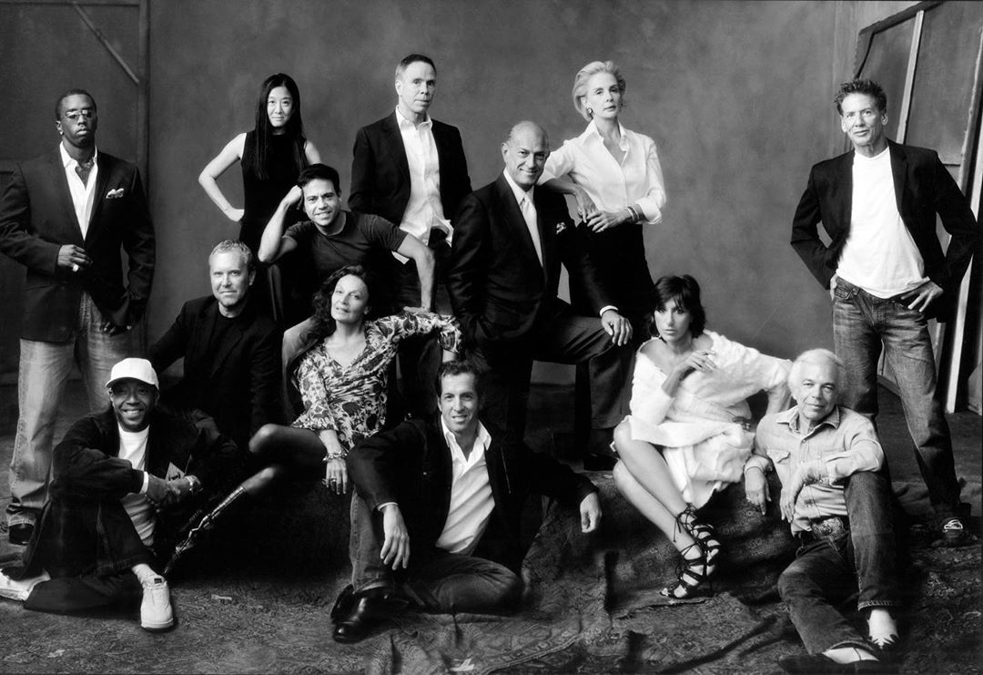 narciso rodriguez - Flashback to 2003 group portrait for @VogueMagazine.
Photo by @AnnieLeibovitz.
#NARCISO #narcisorodriguez #fbf #flashbackfriday