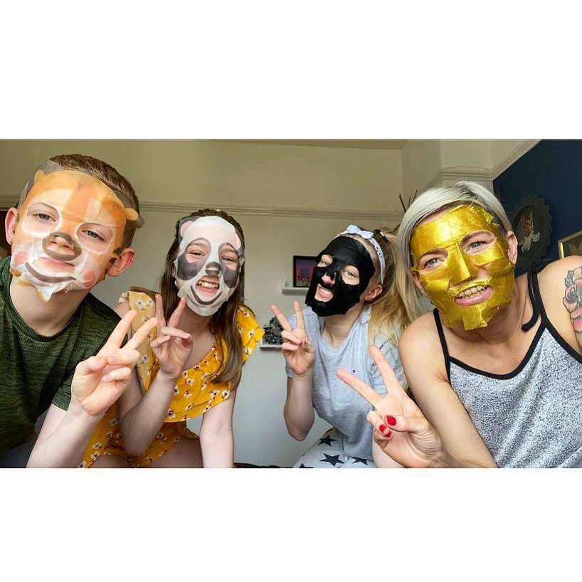 7th Heaven Beauty - Happy International Family Day! 💖 With families of all sizes going through this time together, why not add a dose of fun and get the whole family involved in a pamper session like...