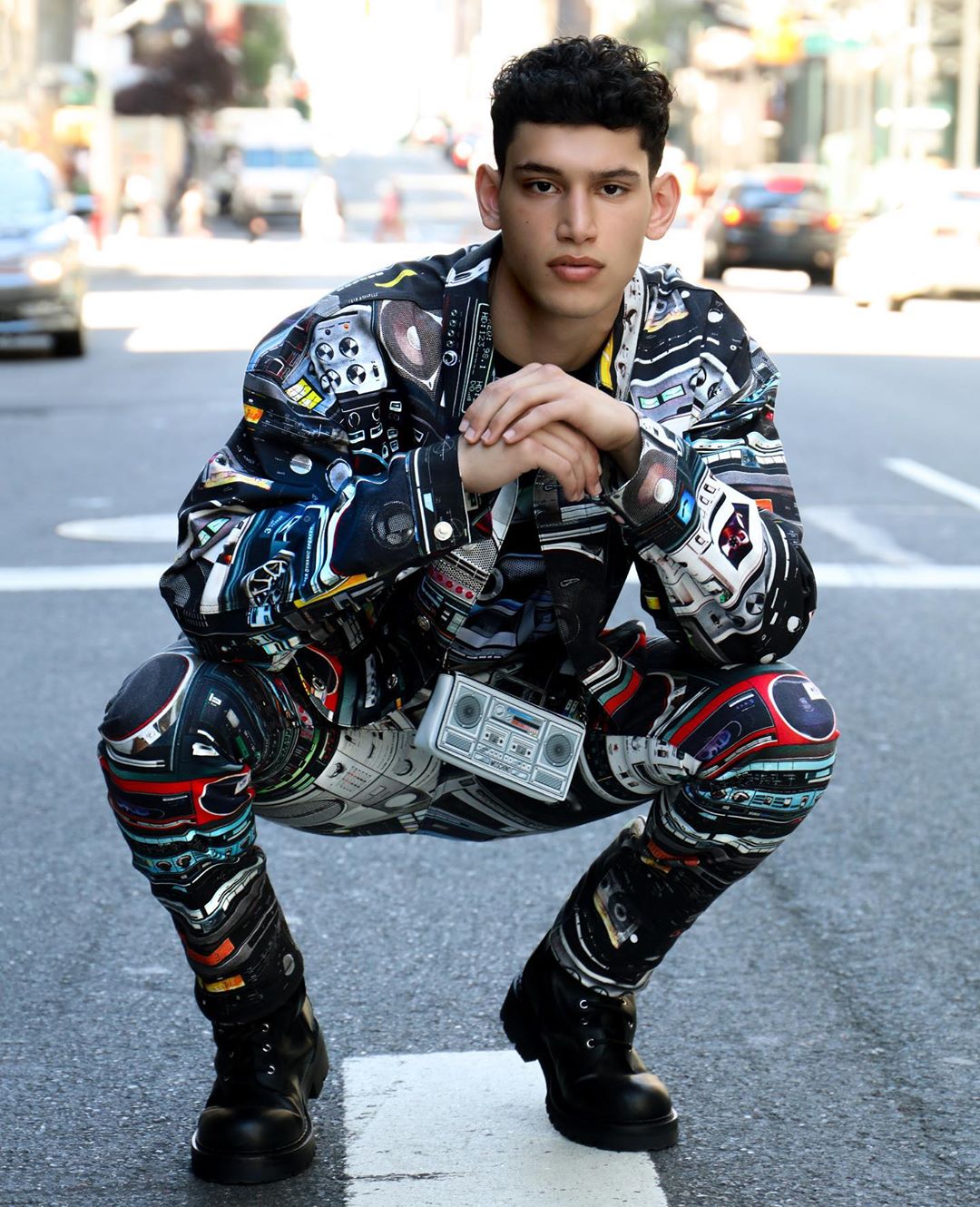 Moschino - Moschino @thereal_chopchop #moschino @itsjeremyscott photo @marco_ovando #marcoovando #alexischaparro @nextmodels @samuelzakuto