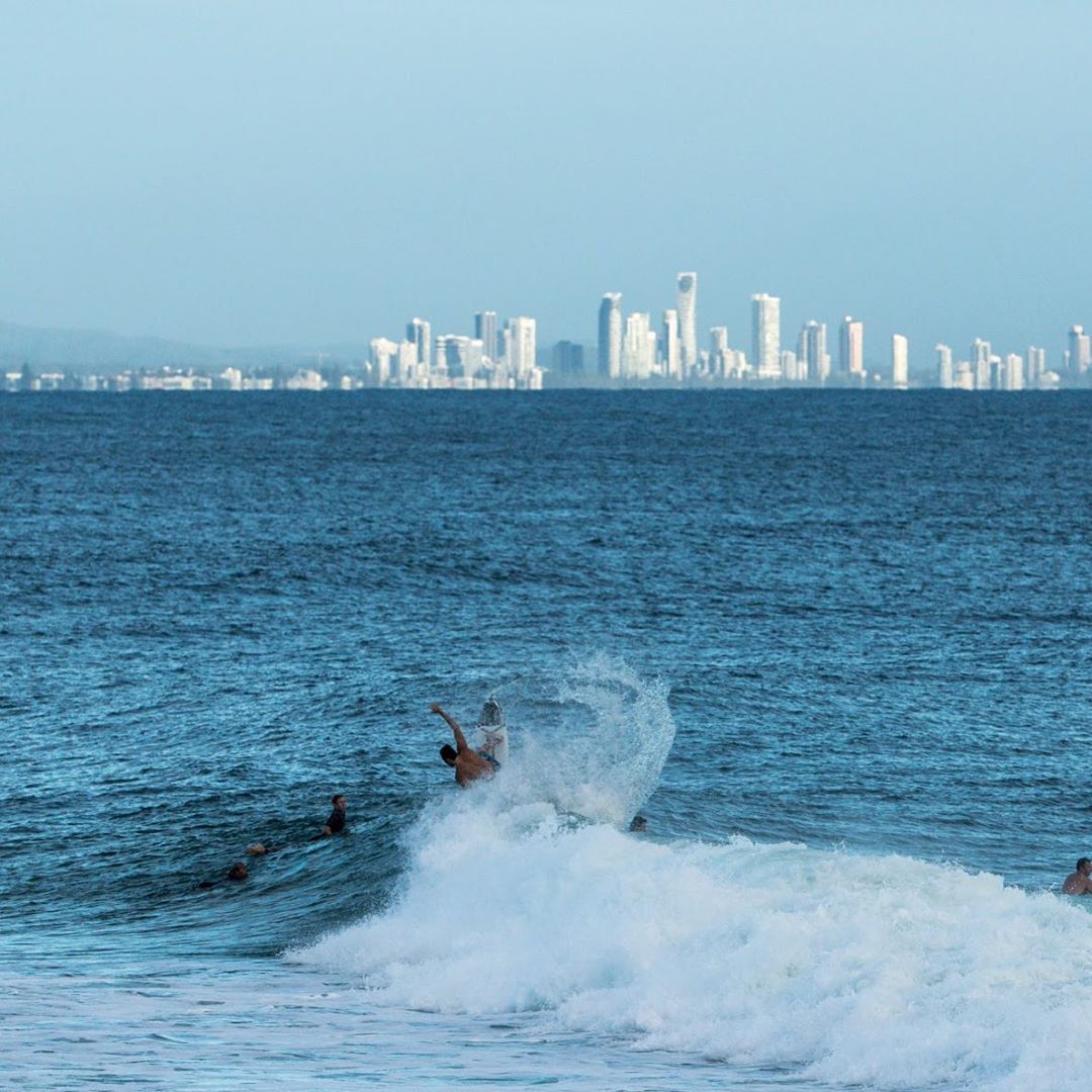 Quiksilver - City and sea. @lfioravanti, trying to scrape the sky on the Gold Coast.