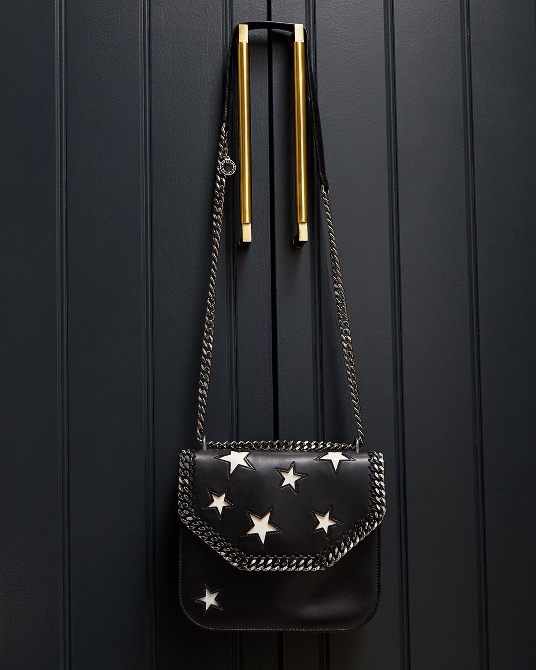 THE OUTNET - We've got stars in our eyes, and on our bags courtesy of @stellamccartney

Shop all your favorite Instagram looks, just visit #linkinbio