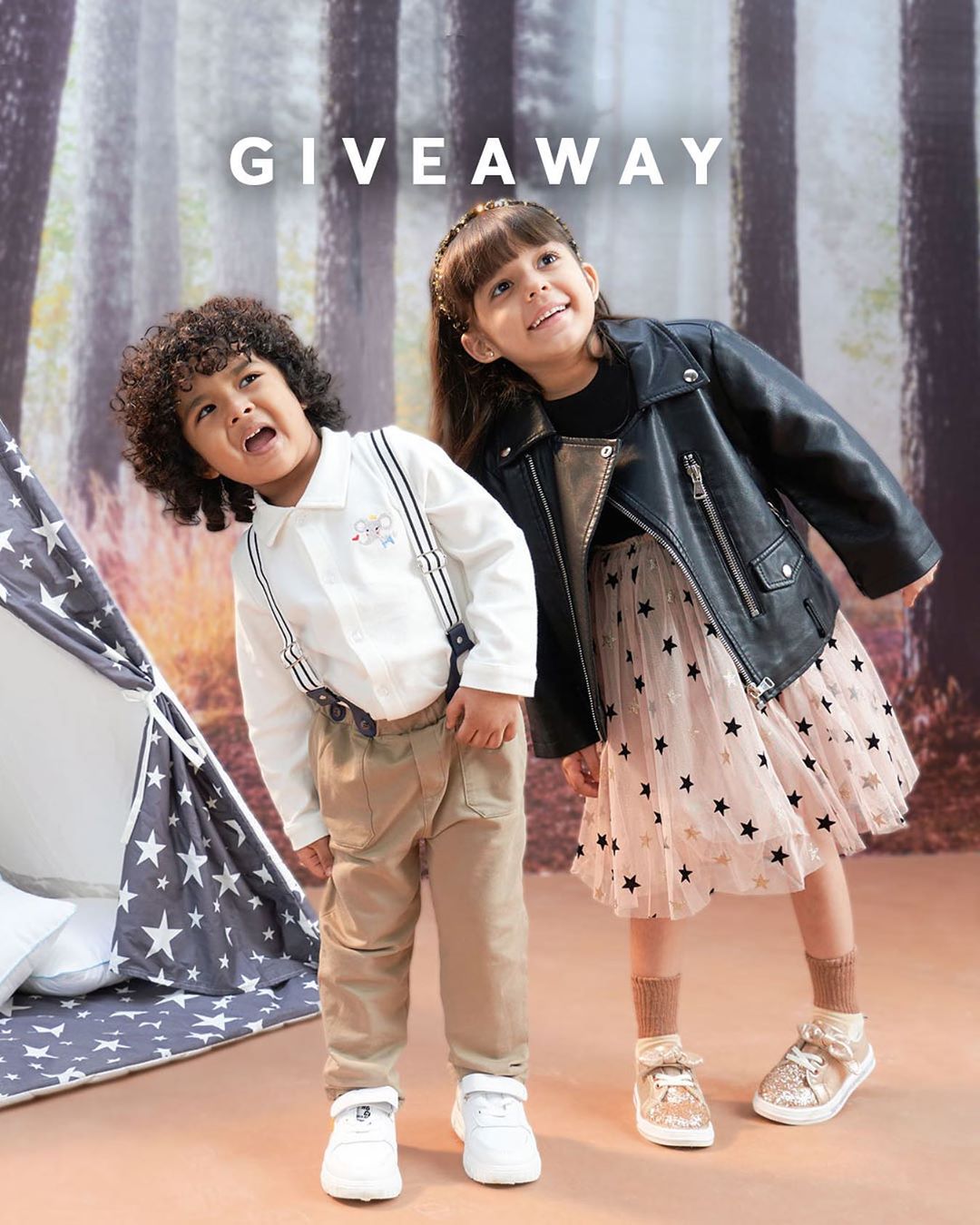 Hopscotch - It’s GIVEAWAY time!!!!!🥳🥳🥳
We’re sure your and your little ones miss camping!☹️
And that’s why have a special surprise for you! 
We’ll be giving 2 lucky winners the perfect camping outfit!...