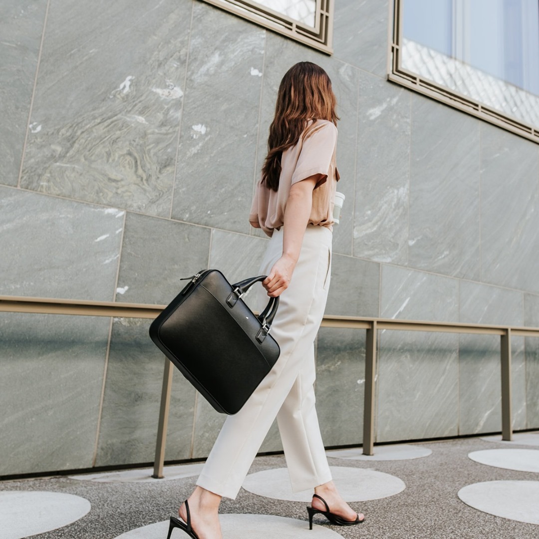 Montblanc - A morning must-do.
.
It doesn't matter if you are working from home or commuting back to the office, a quick coffee run is a perfect excuse to dress up and take your new Sartorial Ultra Sl...