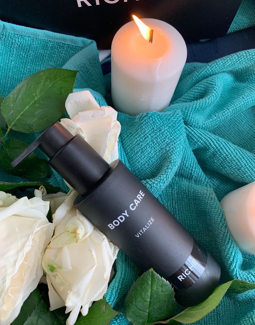 Питательное молочко Riche Body Care и Успокаивающе масло Riche Body OiL - отзыв14 e978f7_lbox.jpg