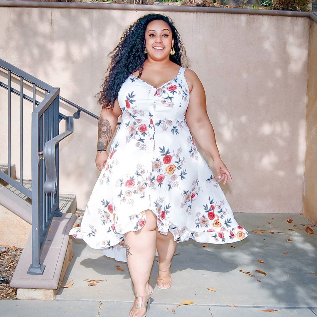 Dresslily - 🔥Enjoy the summer breeze with some super cute dresses!!⁣
✨Shop in our bio link⁣⁣⁣
Pict by @nicolearriazaofficial⁣
✨💕CODE: IG2020 [Get 22% off]⁣⁣⁣
#Dresslily