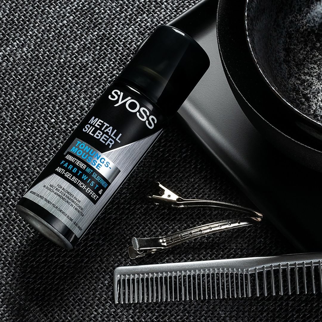 Syoss - Ready to cool down w/ #Syoss Icy Silver,
mousse toner coloration lasting up to 8
washes. #getsyossed
.
.
.
#lightblond #silverblond #summerhair
#icyblond #platinum #platinumblond
#moussetoner...