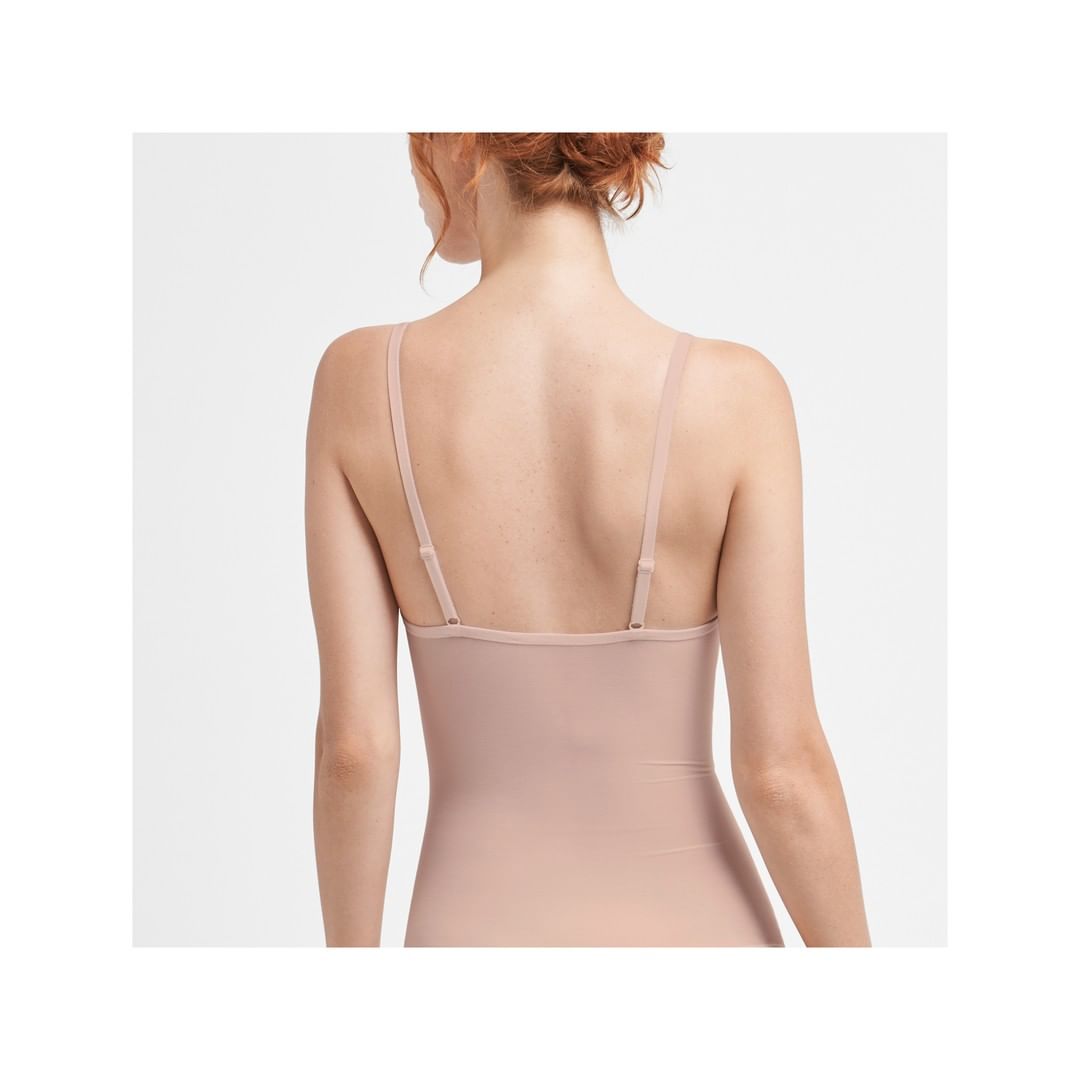 Wolford - Sexy back... 🎶🎶🎶... Friday's back... 🎶🎶🎶⁠😀⁠
⁠
#WolfordFashion #NewCollection ⁠
⁠