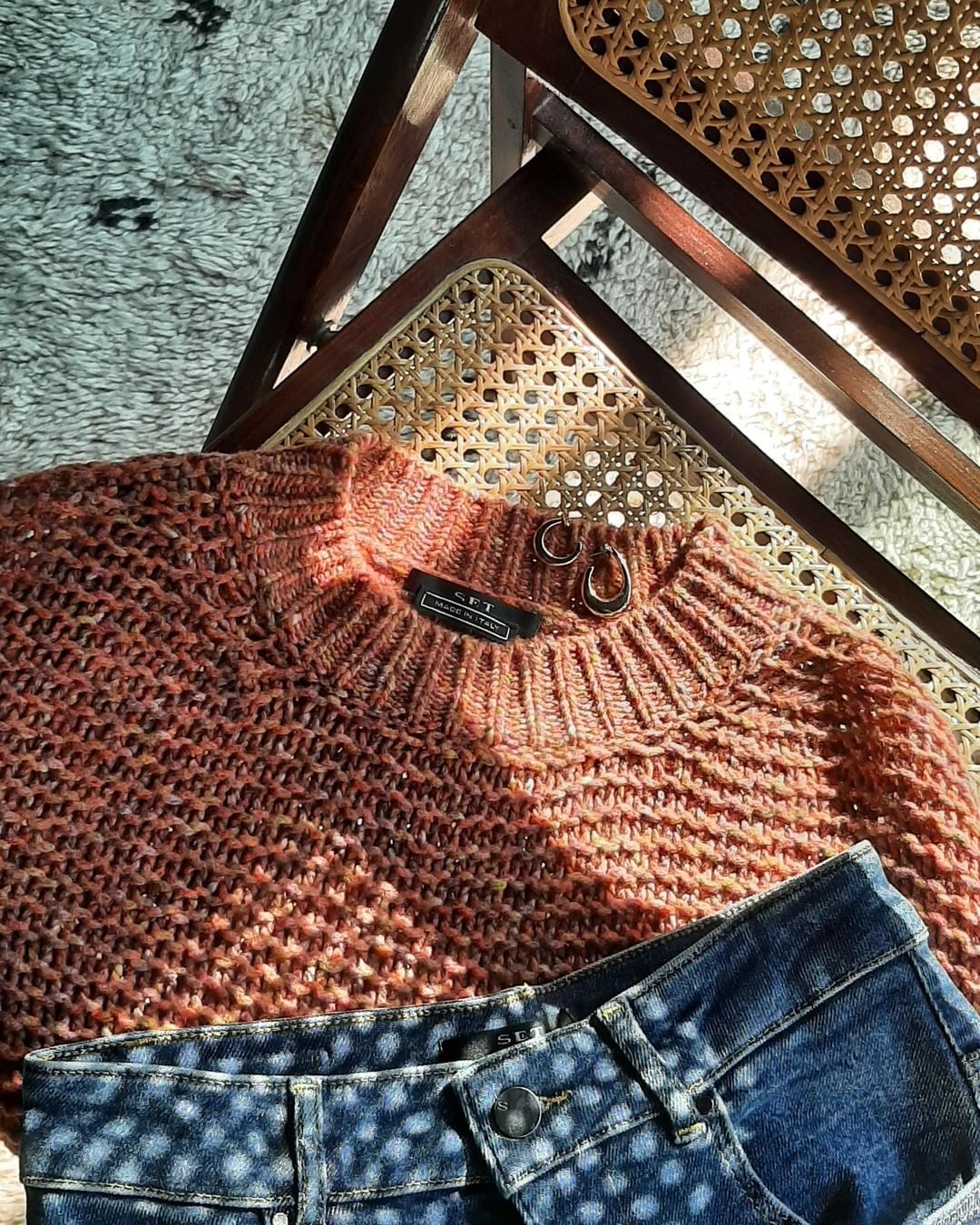 SET by Maya Junger - Changing colours - Our highlight knit is super soft and cozy and made in Italy! 

#SETfashion #portobelloroad #knit #sweaterweather