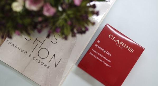 Отзыв о Компактная минеральная пудра Clarins SPF 15 Bronzing Duo от Рада  - отзыв