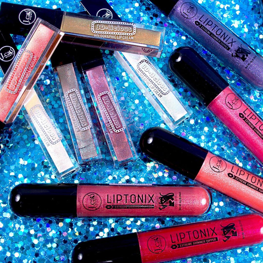 J. Cat Beauty - Have you tried our glosses yet?! With high SHINE & SHIMMER your lips will look as luscious as EVER✨
.
.
.
#jcat #jcatbeauty #liptonixextremeshimmertopper #lippies #lipgloss #liptopper...