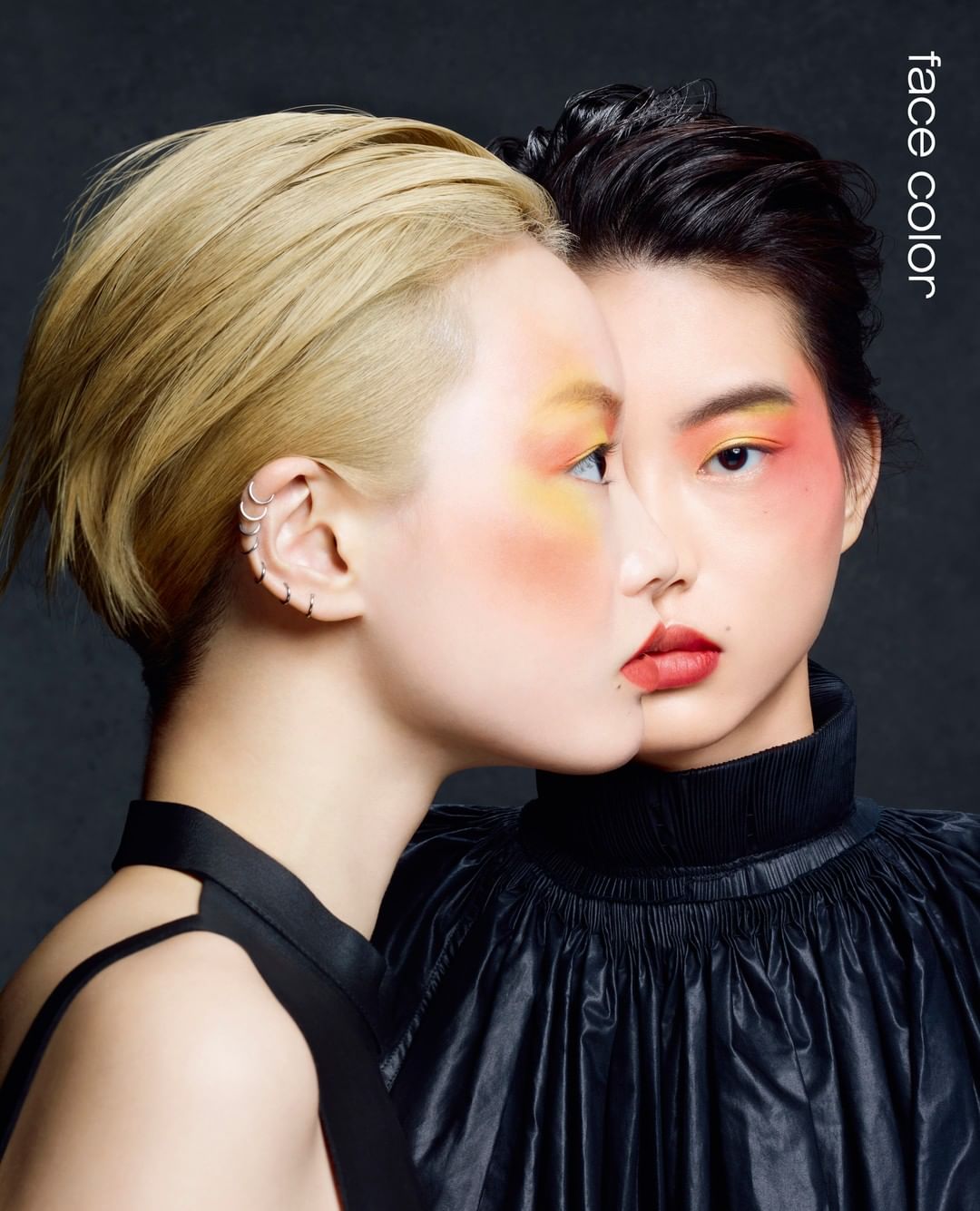 shu uemura - go beyond a simple blush. from creating dimension to enhancing your face shape, new face color transcends basic blush with the power to highlight, contour and color-sculpt asian features...